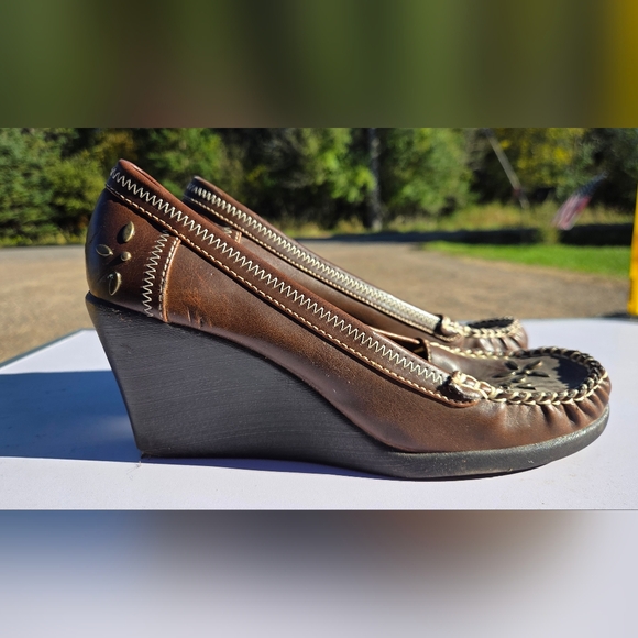 Brown Leather Women's Loafers - Picture 3 of 4